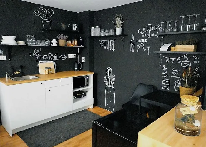 Love Home * Brno